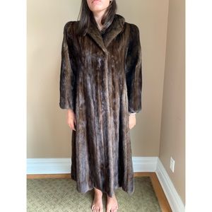 Natural Mahogany Female Mink Coat (w/appraisal)